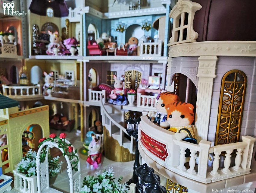 Мой "городок в шкафу" от Sylvanian Families