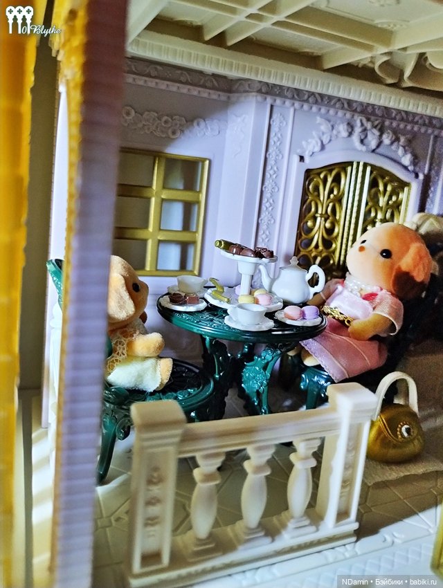 Мой "городок в шкафу" от Sylvanian Families