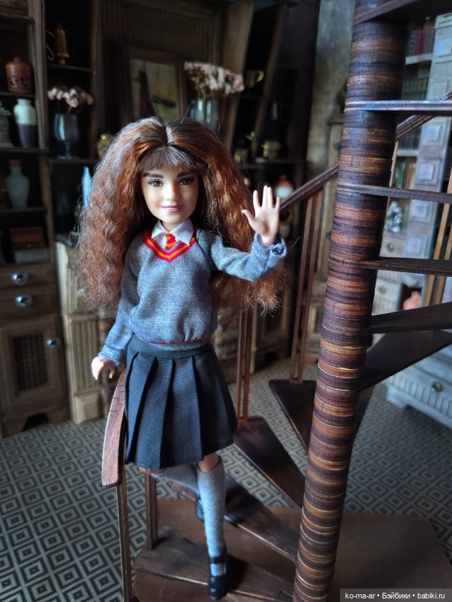 Винтовая лестница — Зарисовки из кукольной жизни: фотоистории