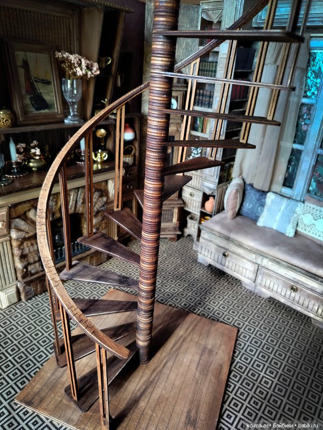 Винтовая лестница — Зарисовки из кукольной жизни: фотоистории