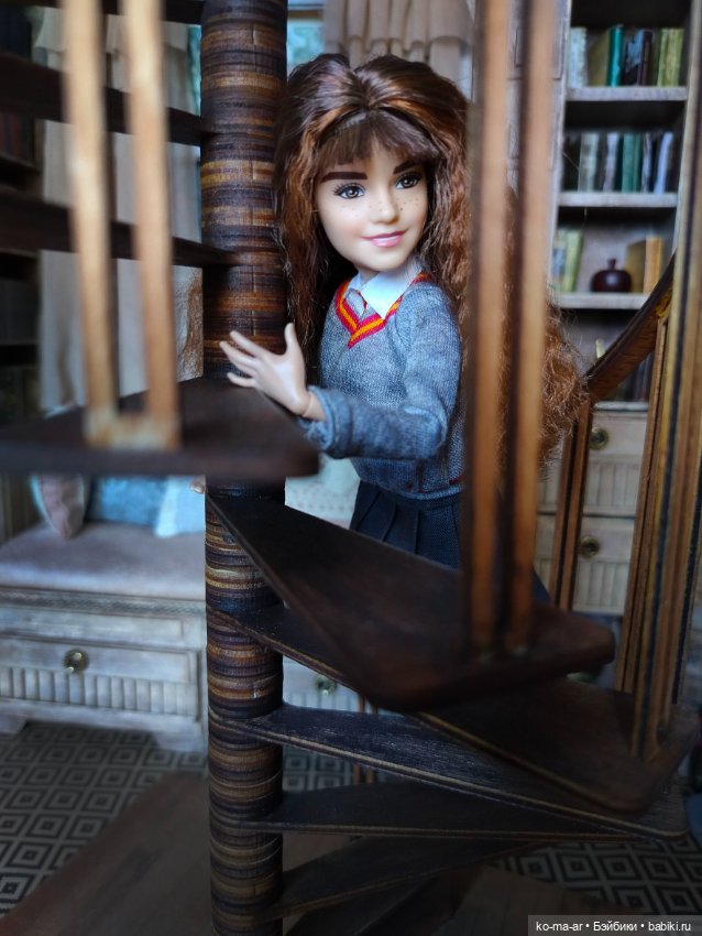 Винтовая лестница — Зарисовки из кукольной жизни: фотоистории