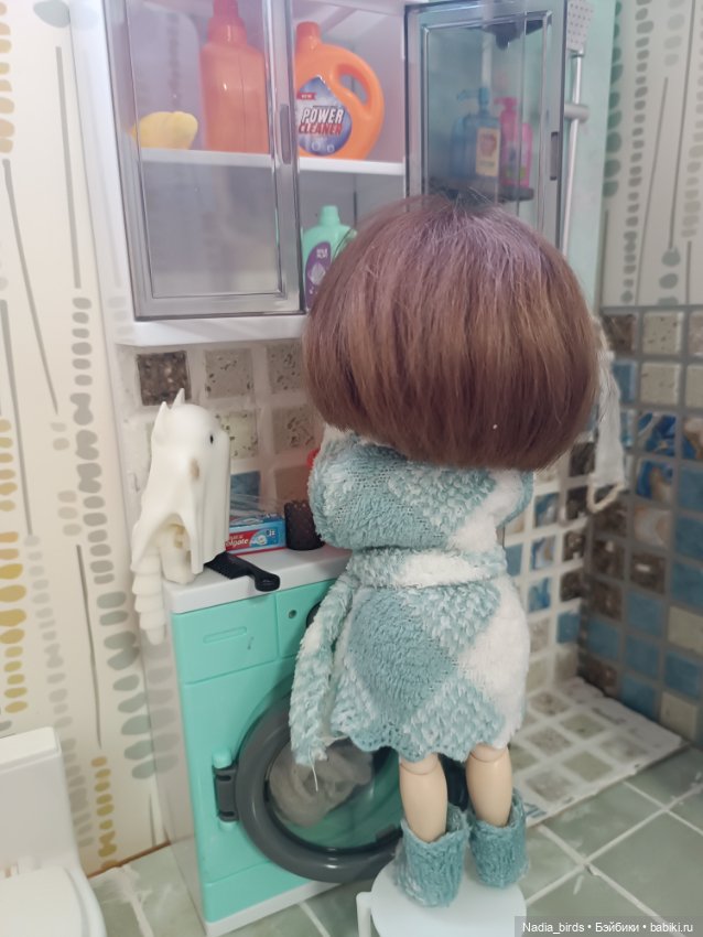Ванная комната и девочки монст (фото 2)