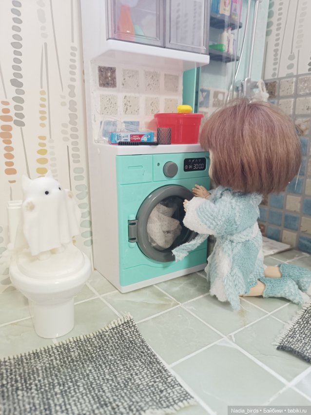 Ванная комната и девочки монст (фото 5)