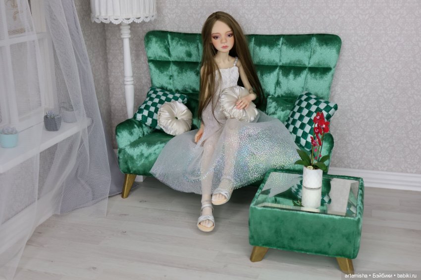 Медди (Птичка) в новом платье