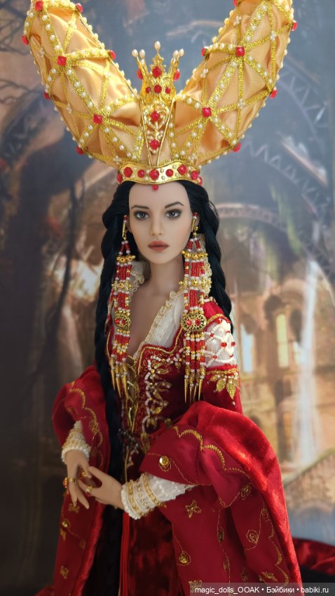 Зеркальная королева — Фэшн