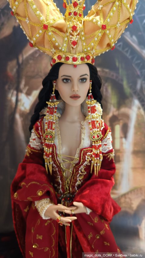 Зеркальная королева — Фэшн