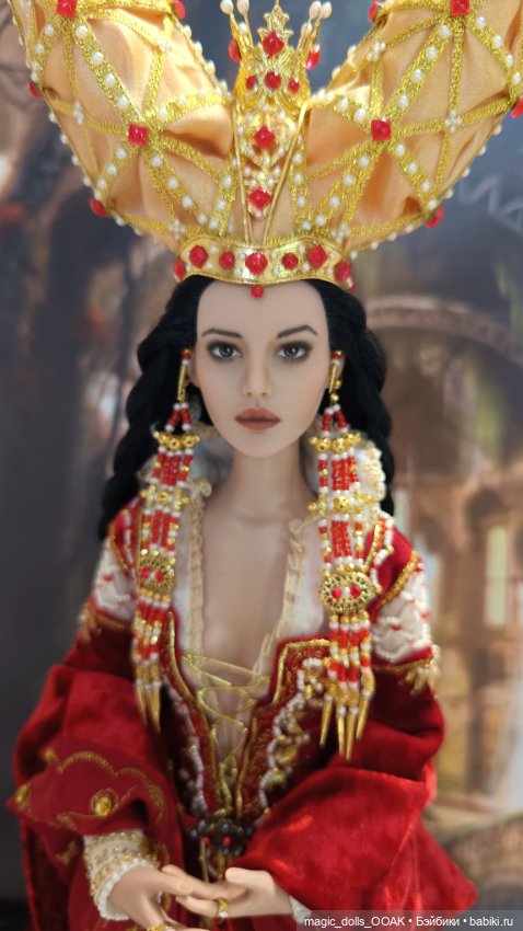 Зеркальная королева — Фэшн