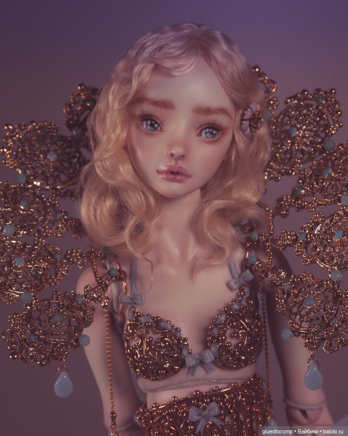 "Золушка в золоте" автор: Марина Бычкова