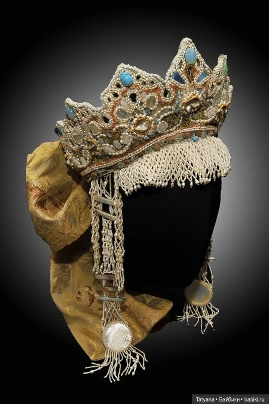 Русские старинные женские головные уборы