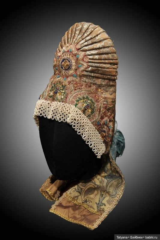 Русские старинные женские головные уборы (фото 7)