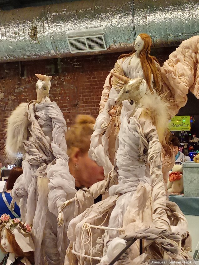 И снова в Петербурге Время кукол