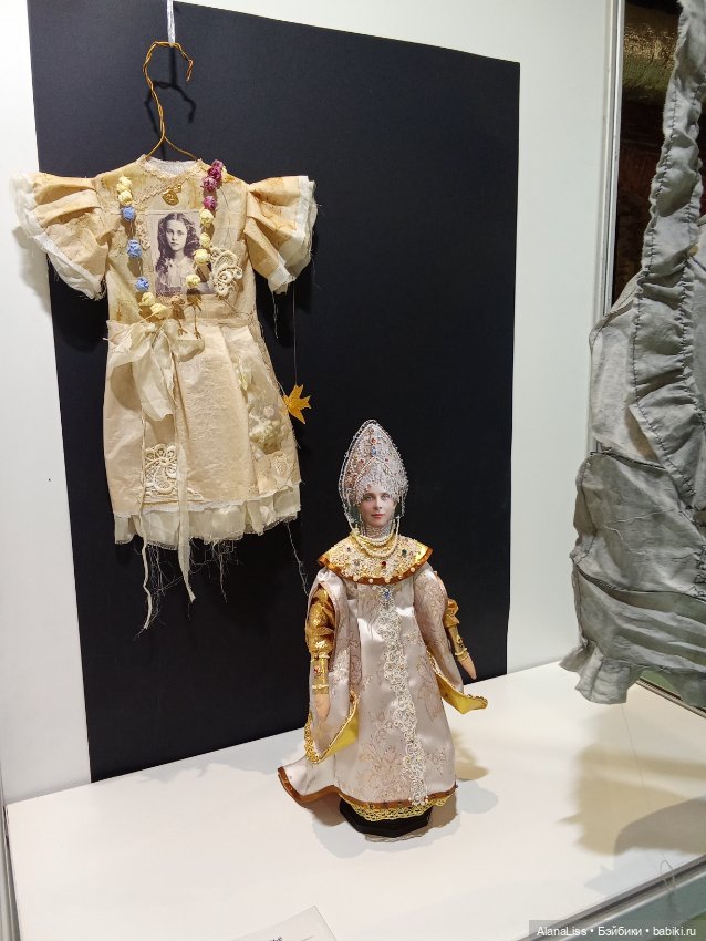 И снова в Петербурге Время кукол