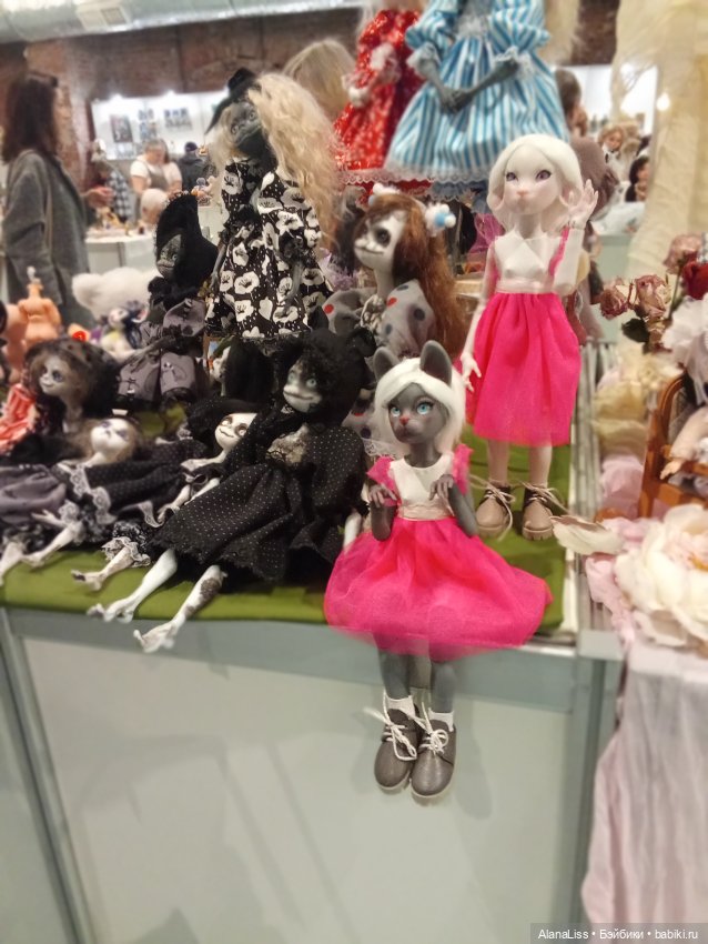 И снова в Петербурге Время кукол