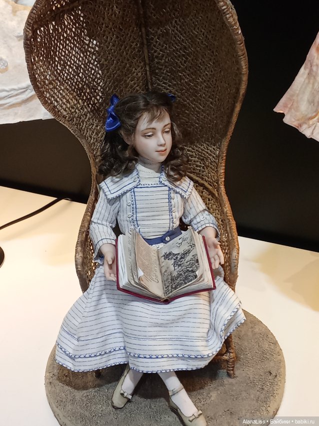 И снова в Петербурге Время кукол