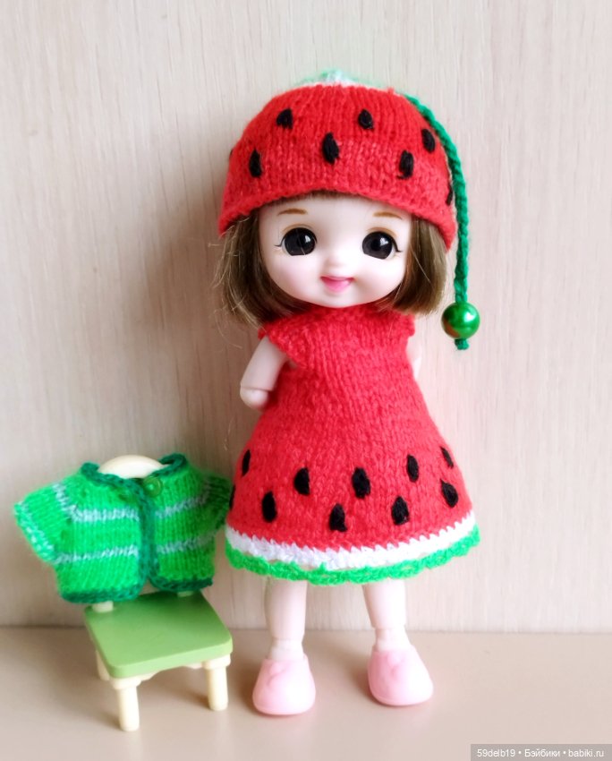 Костюмчик "Арбузик" для шарнирных кукол ростом 14-16 см (фото 4)