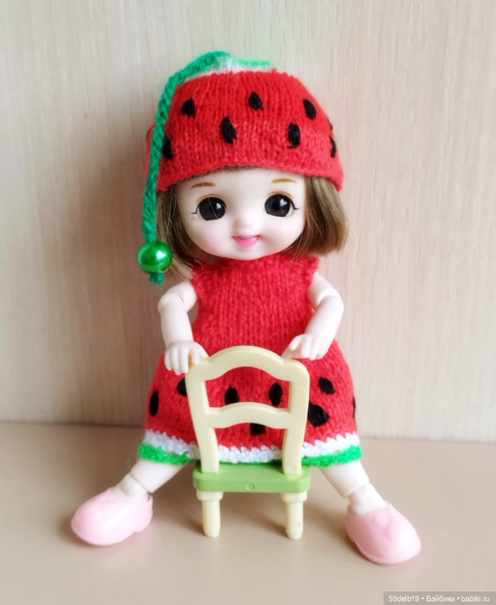 Костюмчик "Арбузик" для шарнирных кукол ростом 14-16 см (фото 2)