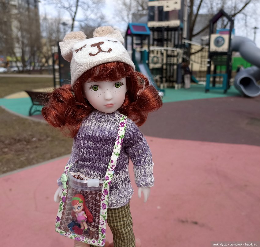 Эрин. Ещë один подарочек — Куклы Ruby Red (Руби Ред) Fashion Friends: Siblies