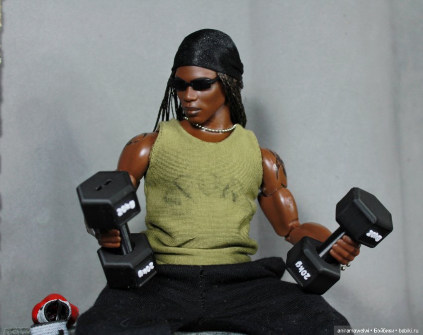 Надо подкачаться — Куклы Barbie (Барби): Looks