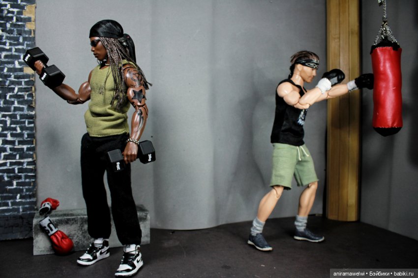 Надо подкачаться — Куклы Barbie (Барби): Looks (фото 9)