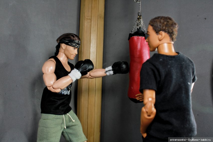 Надо подкачаться — Куклы Barbie (Барби): Looks (фото 10)