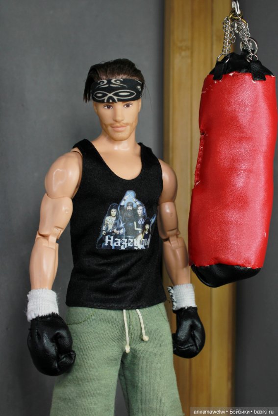 Надо подкачаться — Куклы Barbie (Барби): Looks (фото 2)
