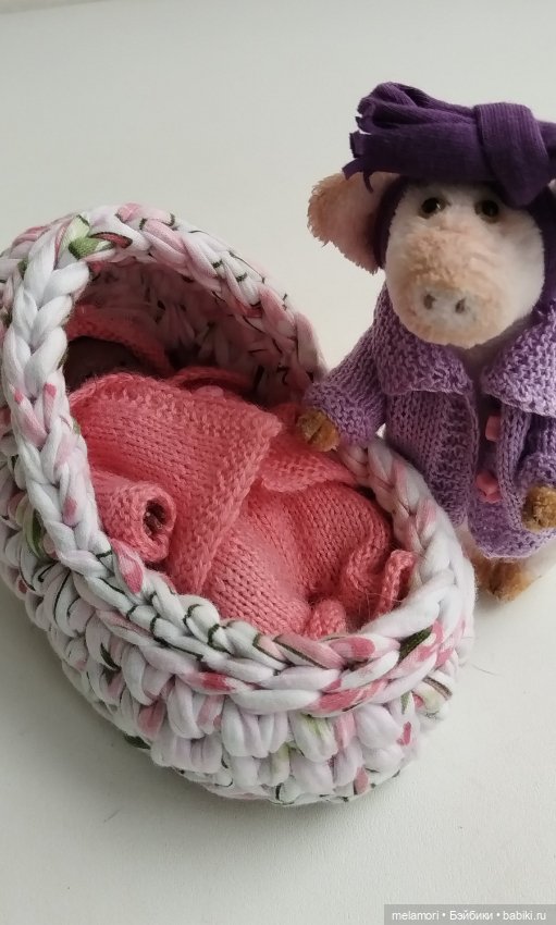 На работе 🏢 скучно 🥱 — Домашние фото авторских кукол: личные коллекции (фото 3)