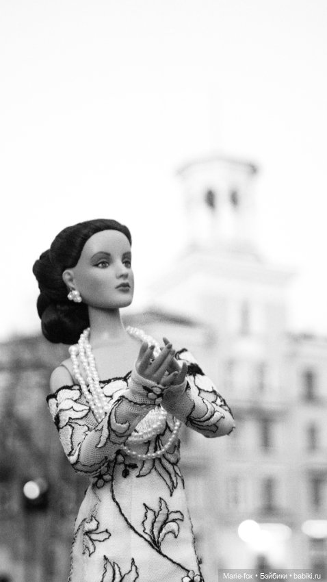 Фиеста под чужим небом — Куклы