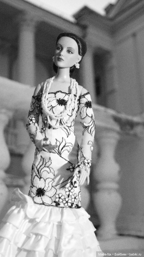 Фиеста под чужим небом — Куклы