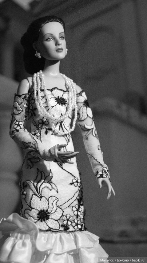 Фиеста под чужим небом — Куклы