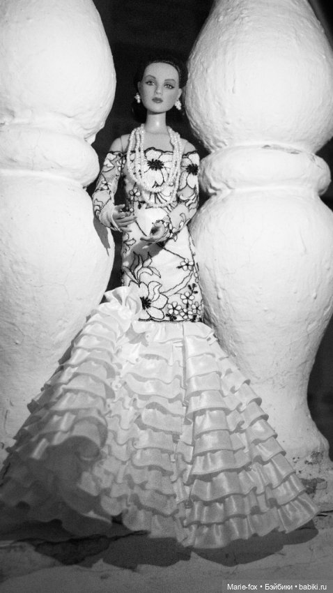 Фиеста под чужим небом — Куклы