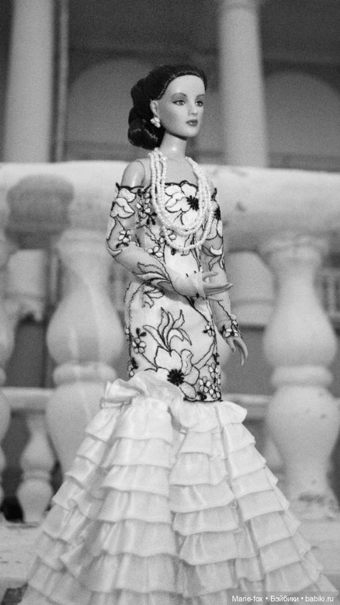 Фиеста под чужим небом — Куклы