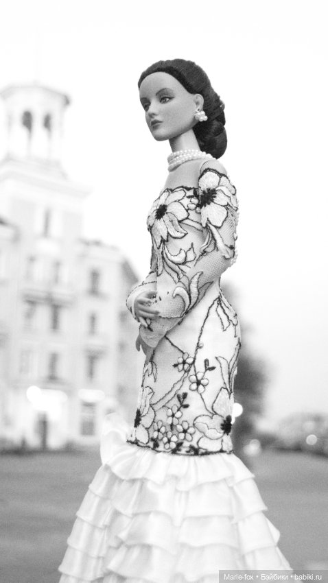 Фиеста под чужим небом — Куклы