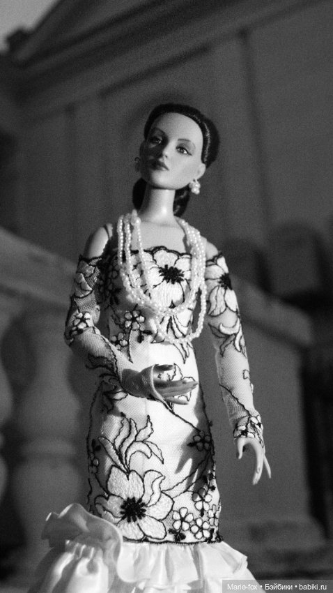 Фиеста под чужим небом — Куклы