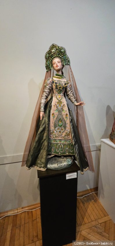 Выставка "Русский стиль. Сказки и быль"