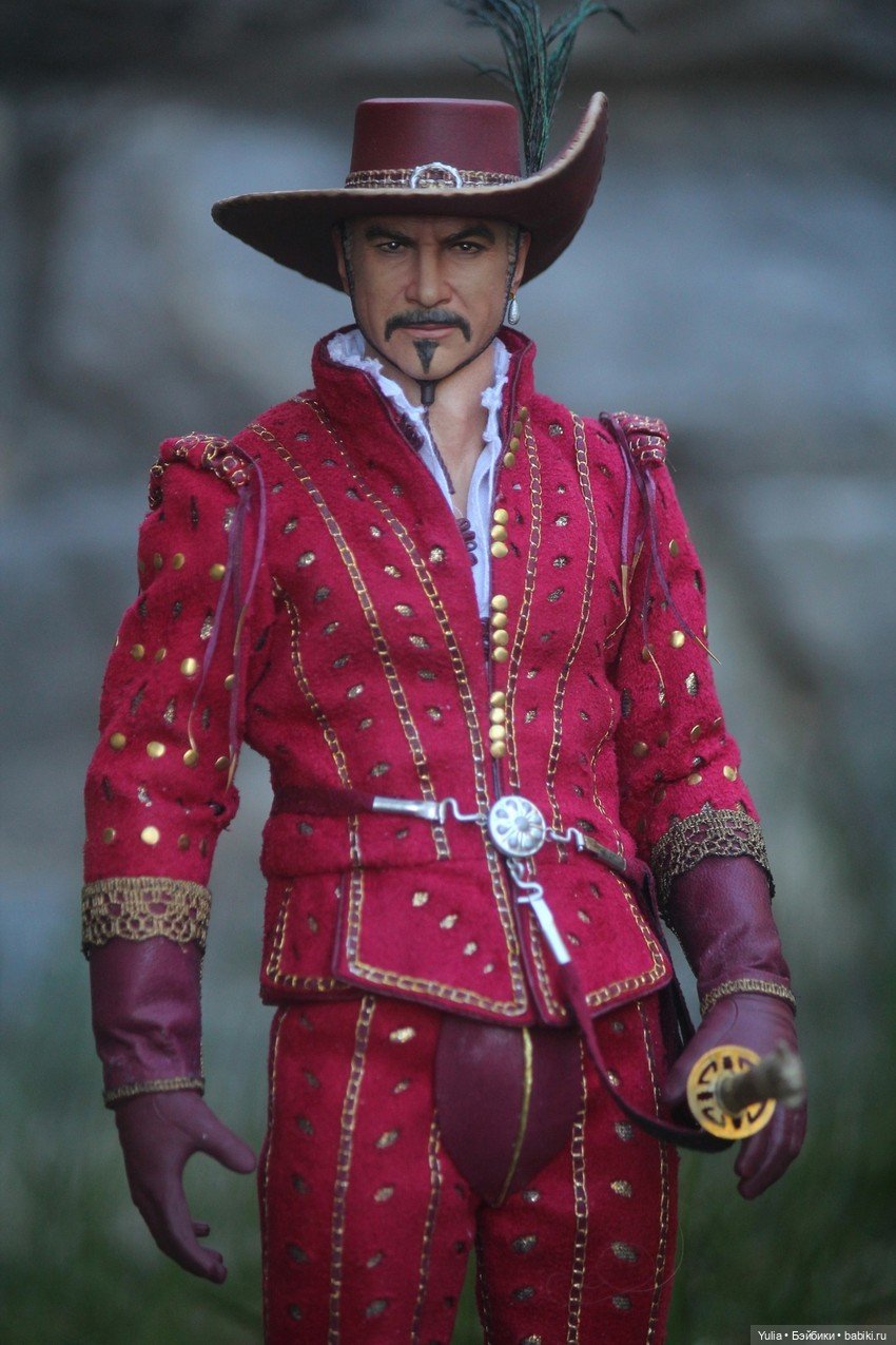 Фотосет фигурки Хуана Санчеса Вилья-Лобос Рамиреса (фото 4)