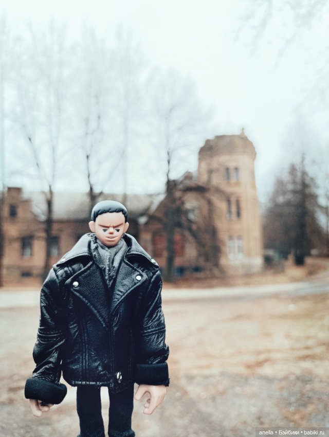 Дик. Разные прогулки — Экшн