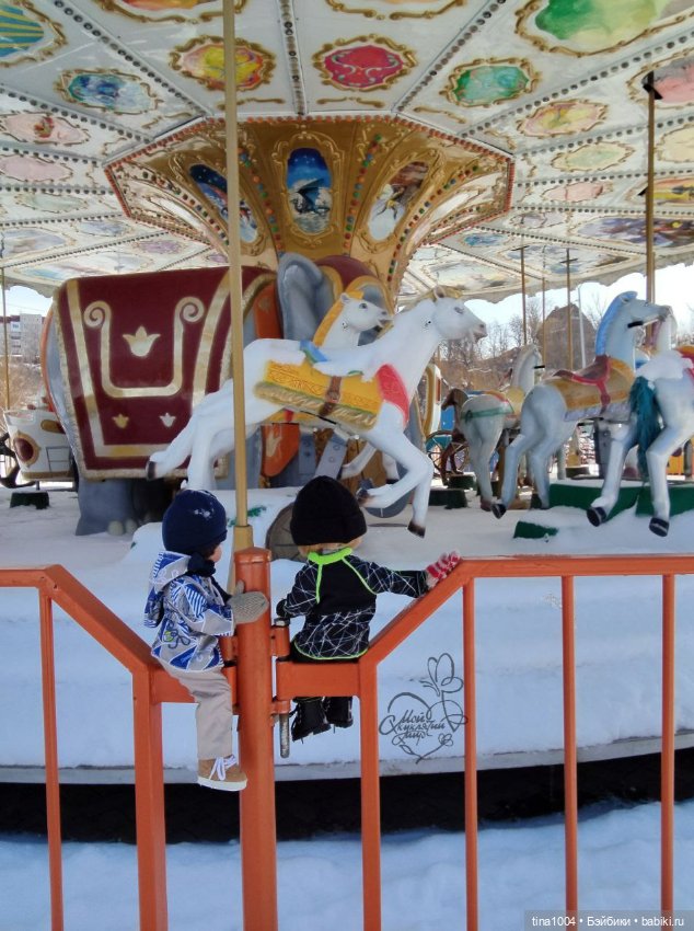 Зимняя прогулка — Куклы Paola Reina (Паола Рейна): новинки (фото 3)