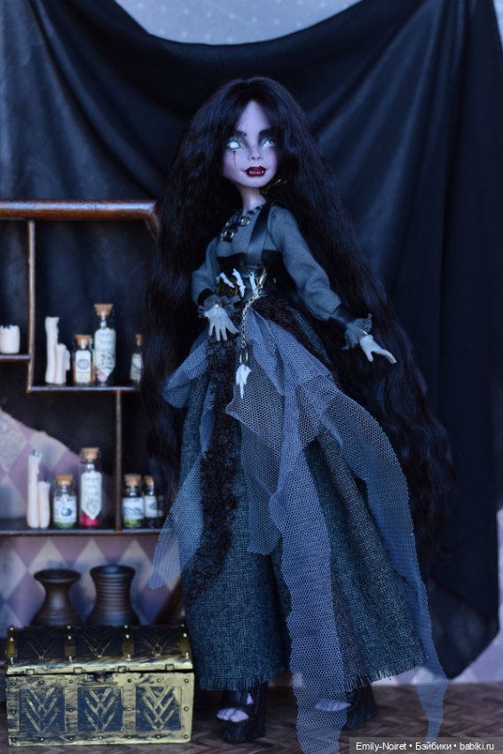 Вампирша-ведьма — ООАК Monster High и Ever After High: репейнт (фото 8)