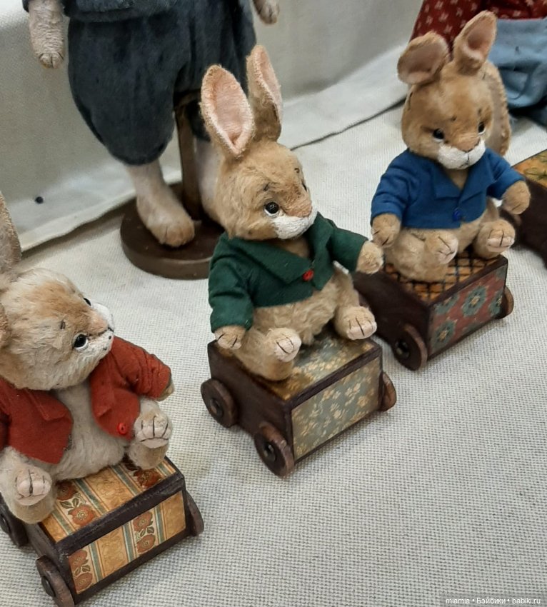 Выставка кукол и мишек на Тишинее