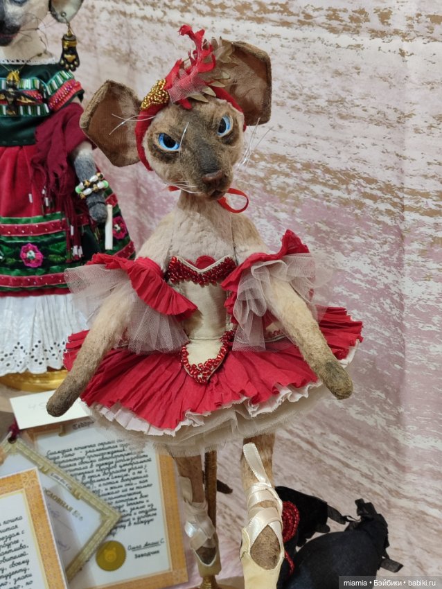 Выставка кукол и мишек на Тишинее