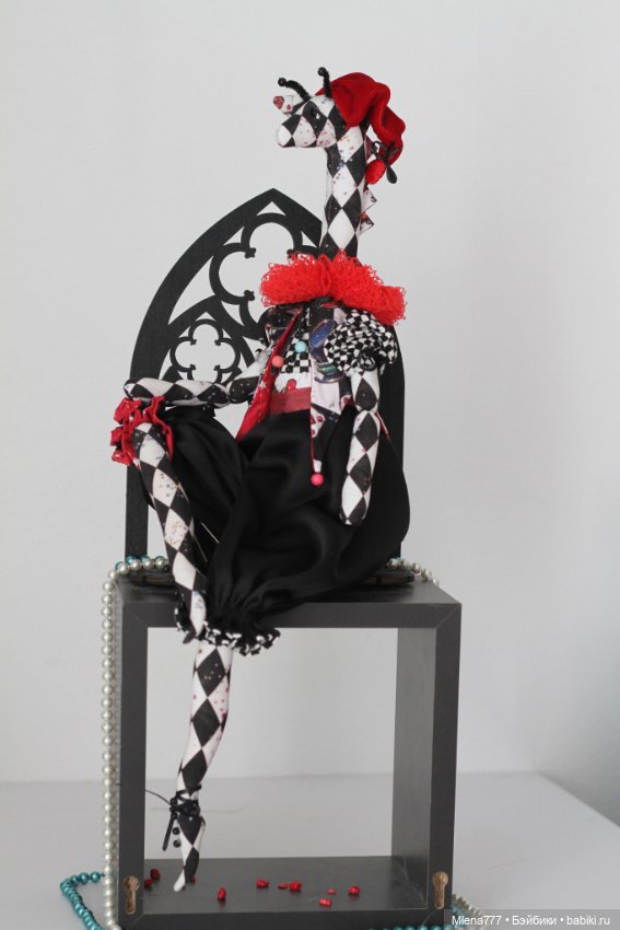 Арлекин , фантазии на тему жирафов