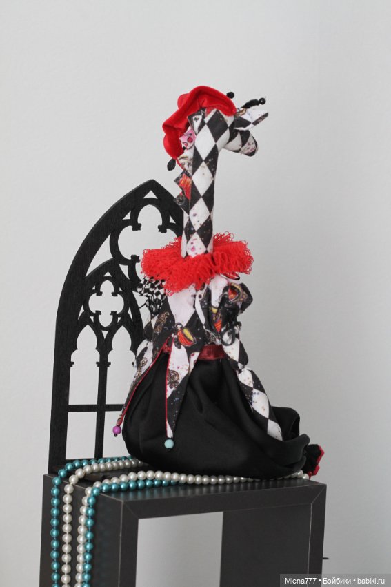 Арлекин , фантазии на тему жирафов