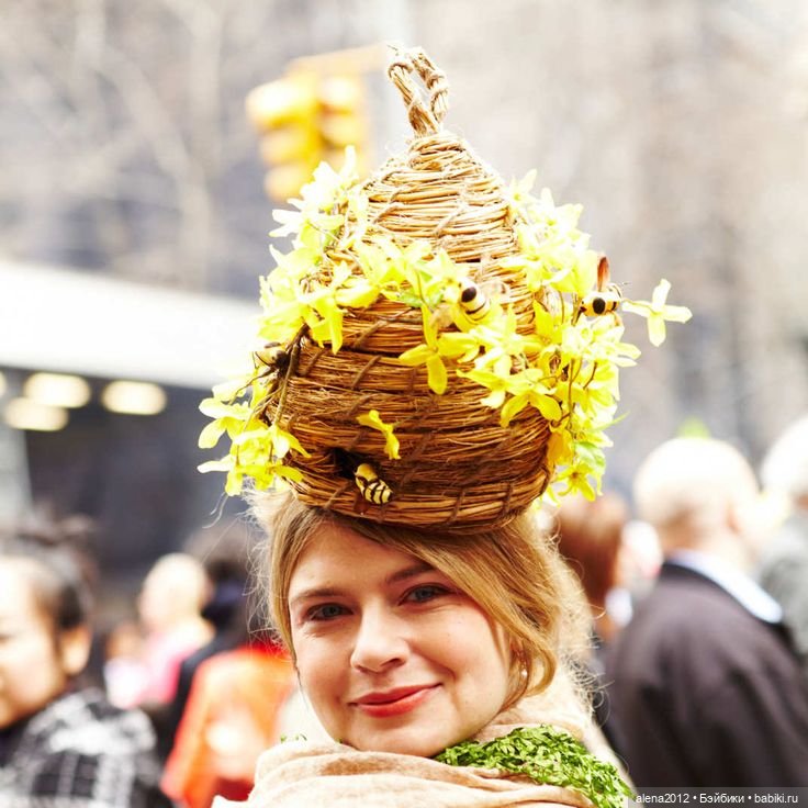 Пасхальные шляпки — Культура