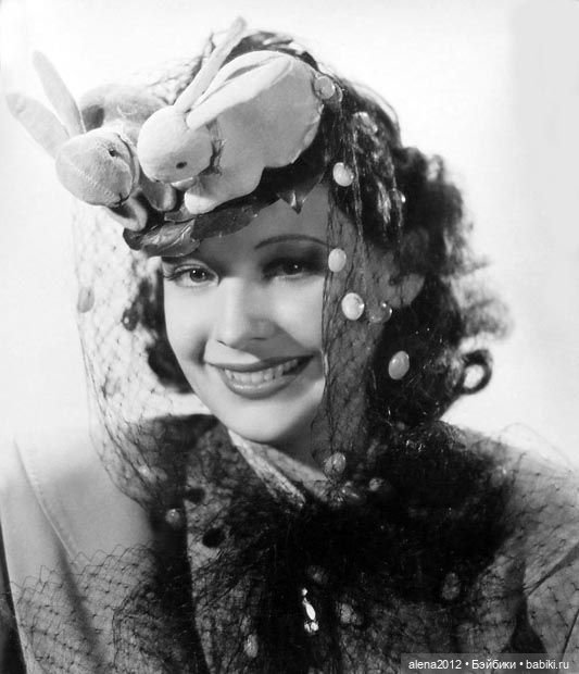 Пасхальные шляпки — Культура