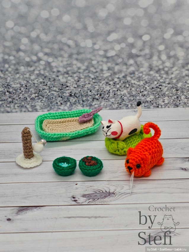 Решила снова связать котика по своему МК