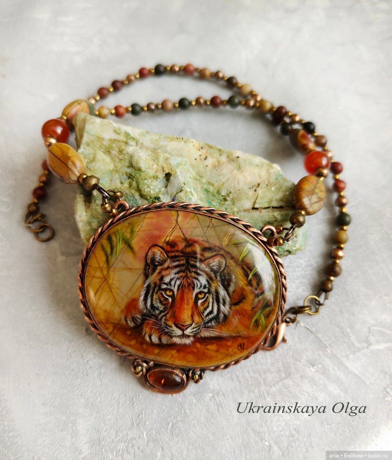Кулоны Ольги Украинской — Авторские игрушки из разных материалов: синельная проволока