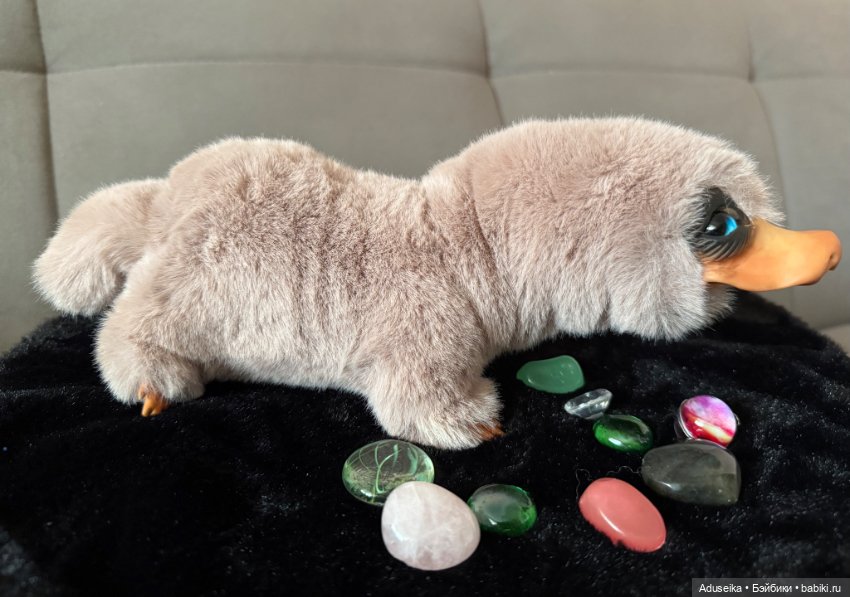 Niffler 🟰 Нюхль — Домашние фото авторских игрушек: Тедди (фото 8)