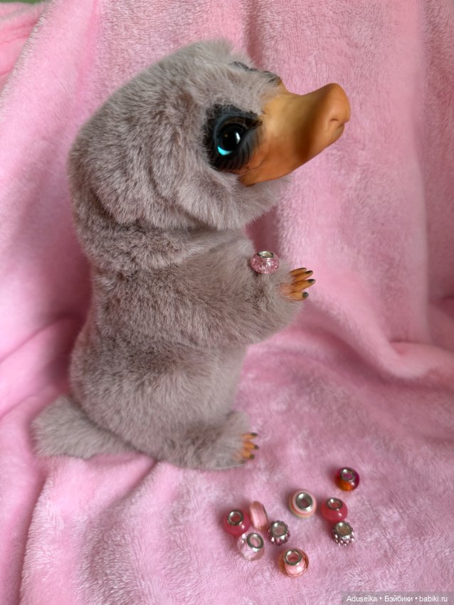 Niffler 🟰 Нюхль — Домашние фото авторских игрушек: Тедди (фото 10)