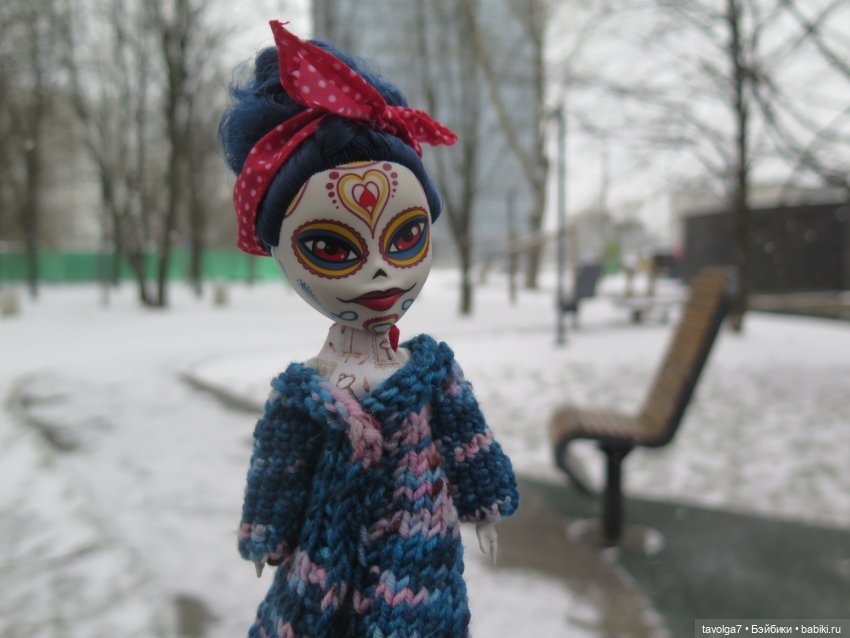 Catrinas Underworld и снег в апреле