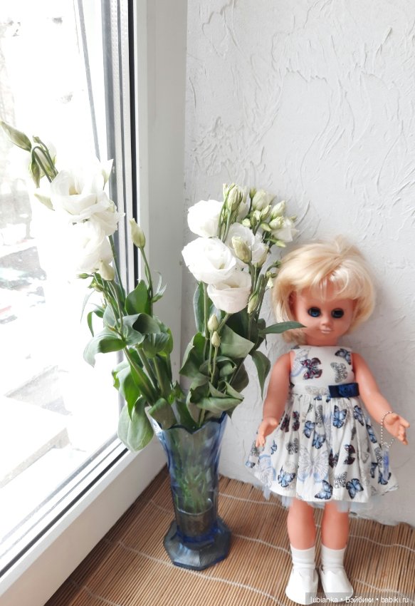 Бело-синее моё кукольно-цветочное🤍💙